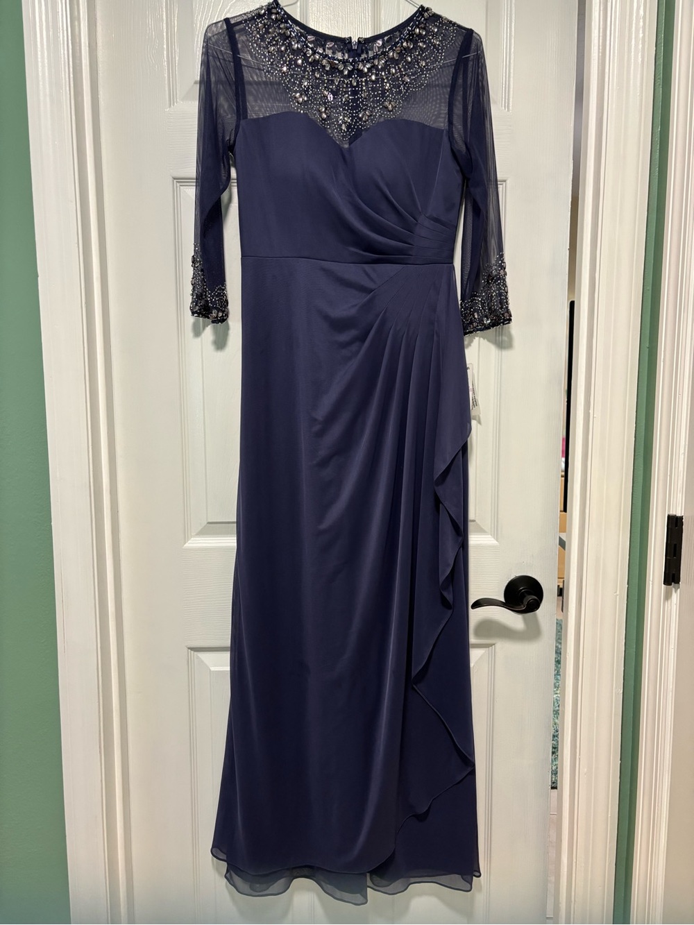 Alex Evenings Violet  Beaded Evening Dress Petite 6 NWT